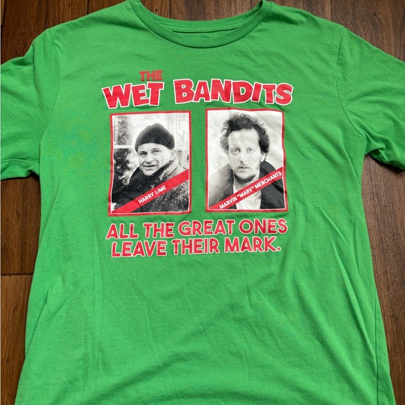 Home Alone* The Wet Bandits Tee * Size Large Unisex * Large Front Print. - Picture 6 of 6